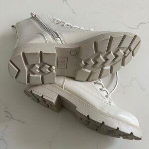 New** Cream combat boots